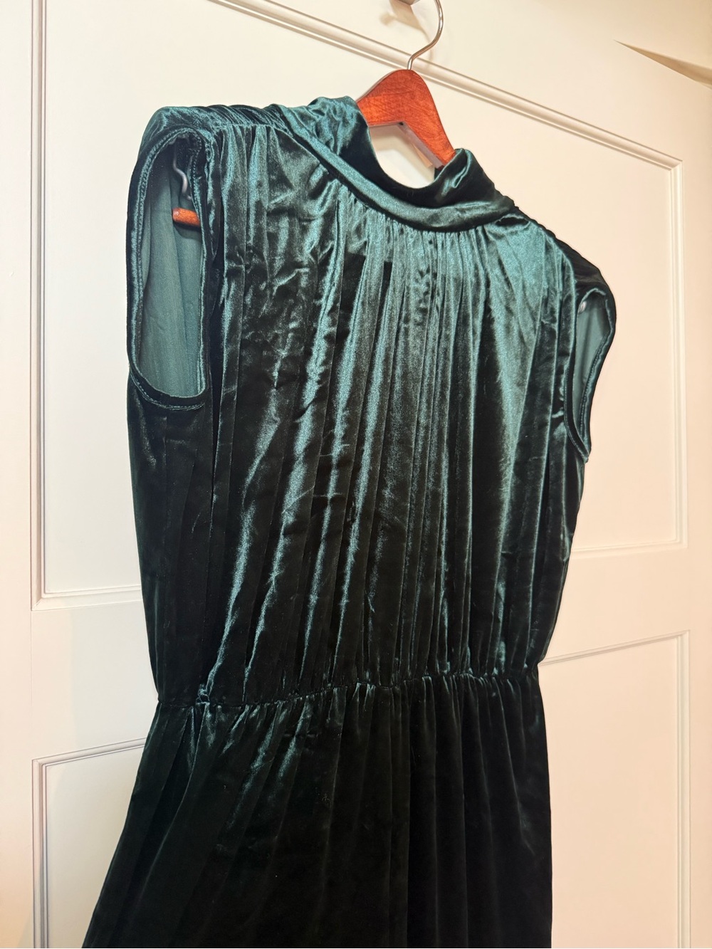 Cider Sleeveless Velvet Jumpsuit -Deep Green